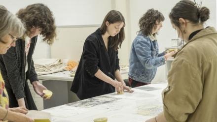 College Students visit School of Art & Design